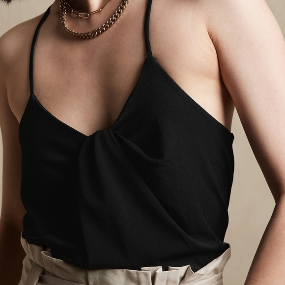 Banana Republic Tops - BANANA REPUBLIC TWIST FRONT CREPE CAMISOLE